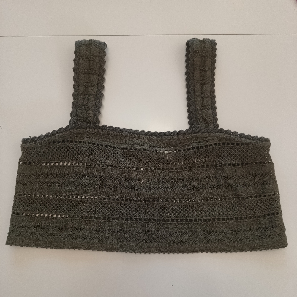 Aerie olive green crochet knit crop top. Size M.